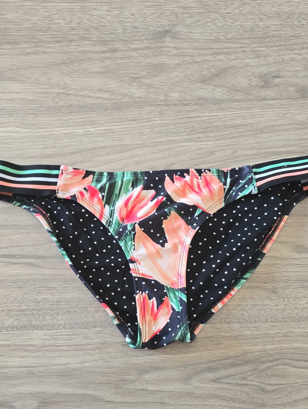 Womens Eidon Black Floral & Polka Dot Bikini Bottom